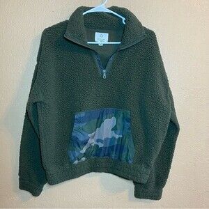 Aerie Offline Cropped Sherpa Camo 1/4 Zip Pullover Size Medium